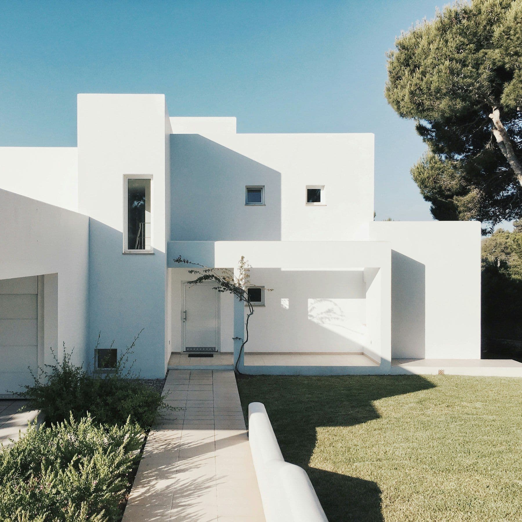 Coastal villa with sea views